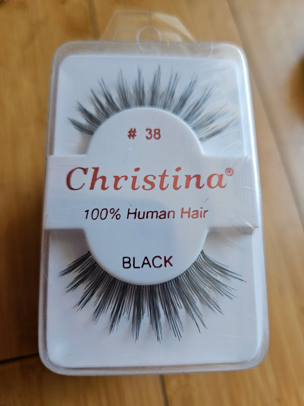 Christina 38 Lashes