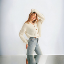 Load image into Gallery viewer, Oversized Sweater
