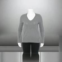 Load image into Gallery viewer, Grey V Neck Top

