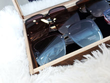 Load image into Gallery viewer, Fab Oversized Sunnies
