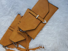 Load image into Gallery viewer, Yellow tone Wristlet
